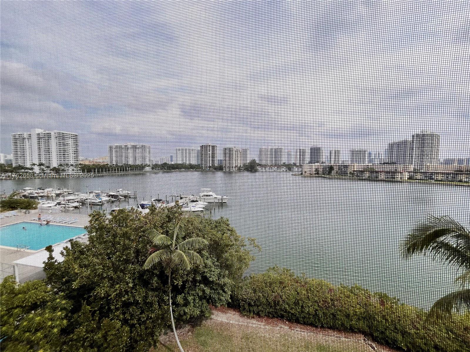 2861 Leonard Dr F601