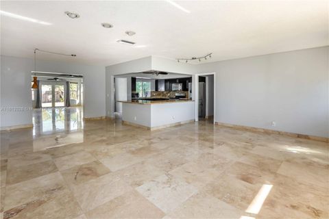 Single Family Residence in Hollywood FL 4217 Jefferson St St 2.jpg