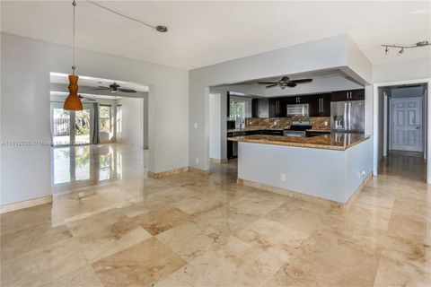 Single Family Residence in Hollywood FL 4217 Jefferson St St 3.jpg