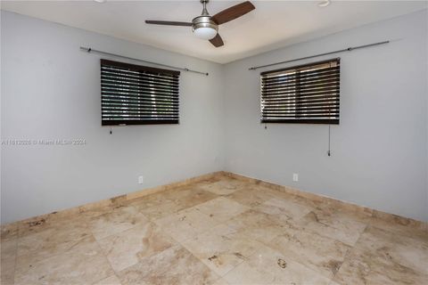 Single Family Residence in Hollywood FL 4217 Jefferson St St 17.jpg