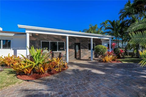 Single Family Residence in Hollywood FL 4217 Jefferson St St 47.jpg