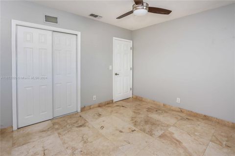 Single Family Residence in Hollywood FL 4217 Jefferson St St 18.jpg