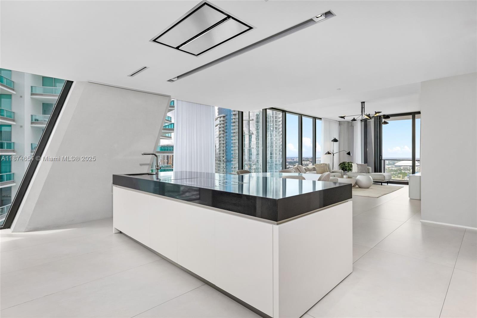 ONE THOUSAND MUSEUM CONDO - Residential