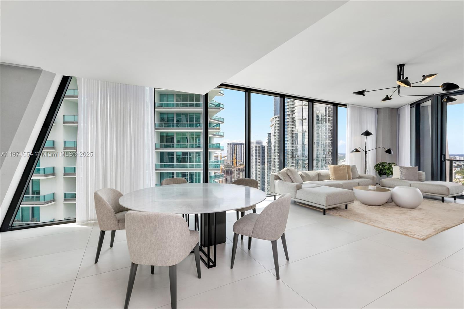 ONE THOUSAND MUSEUM CONDO - Residential