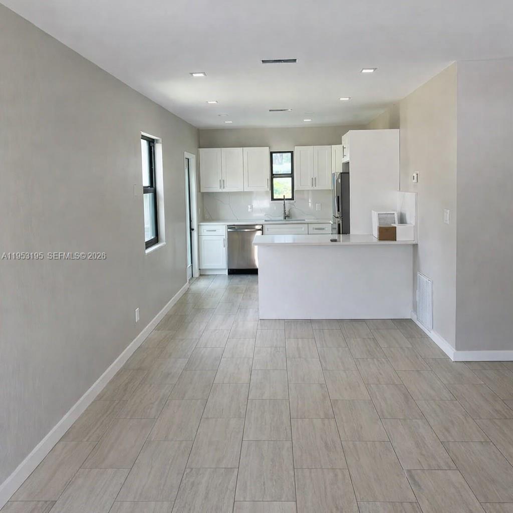 LAUDERDALE - Residential