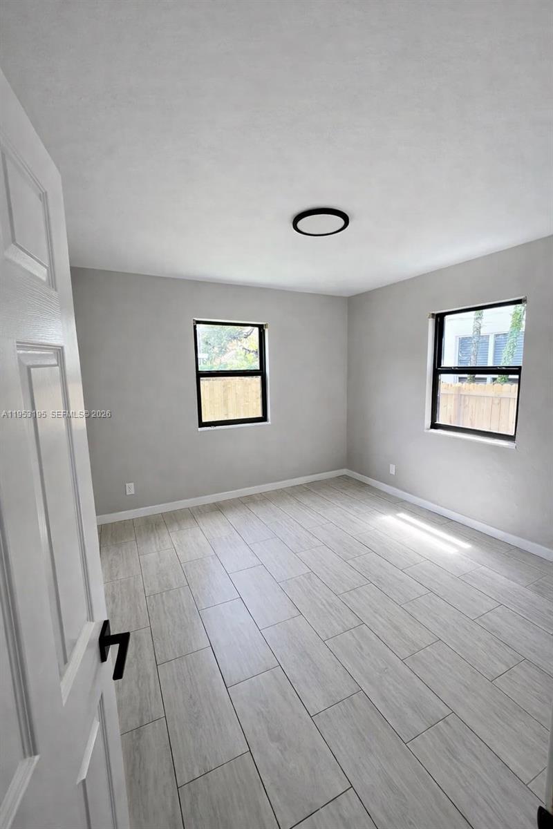 LAUDERDALE - Residential