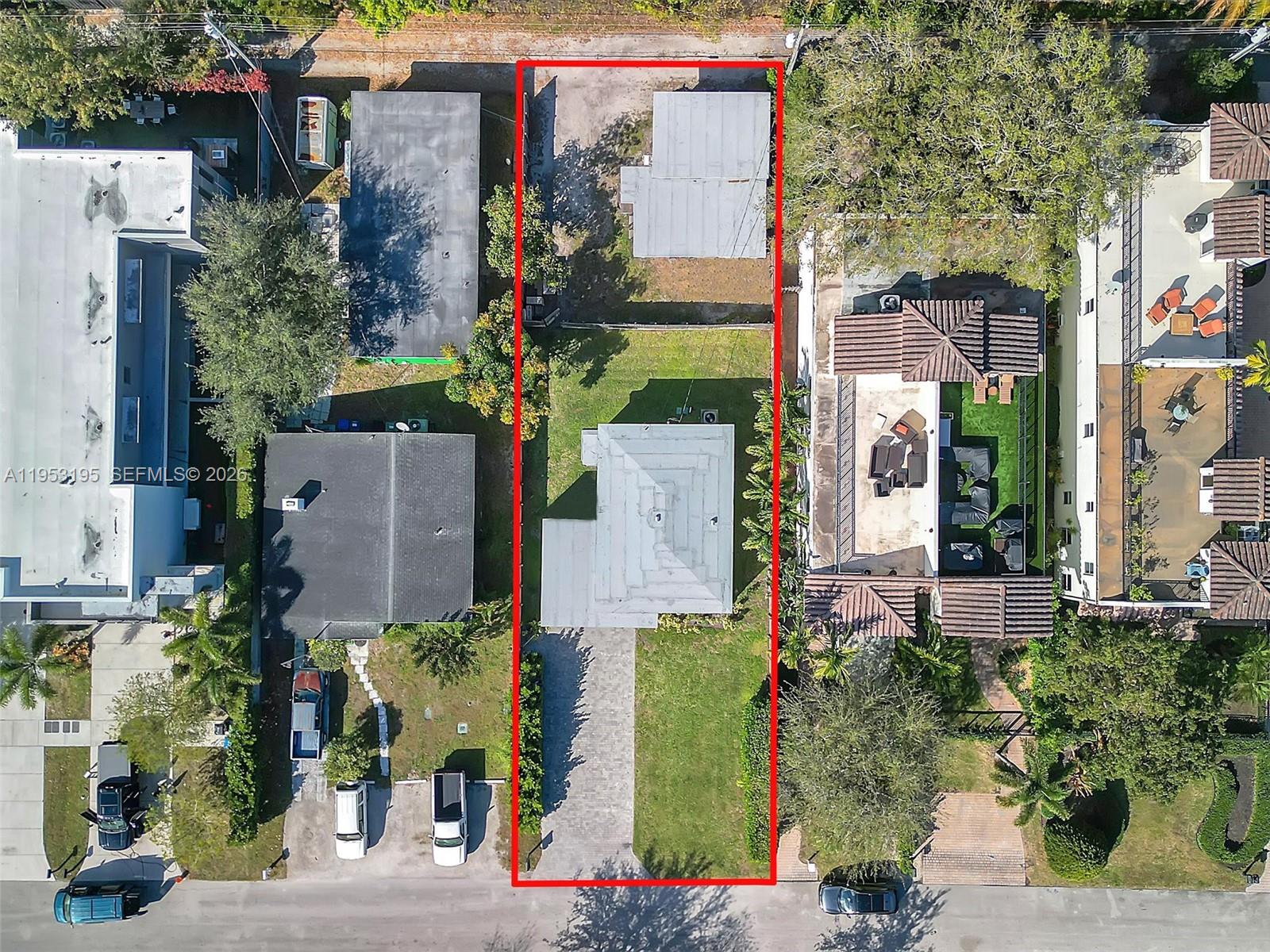 LAUDERDALE - Residential