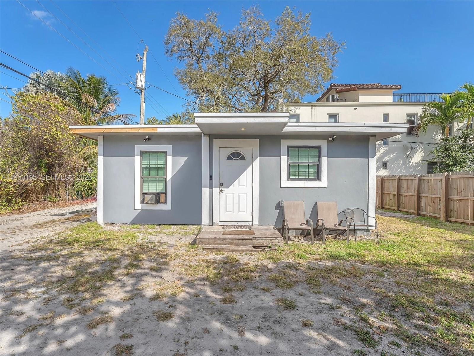 LAUDERDALE - Residential