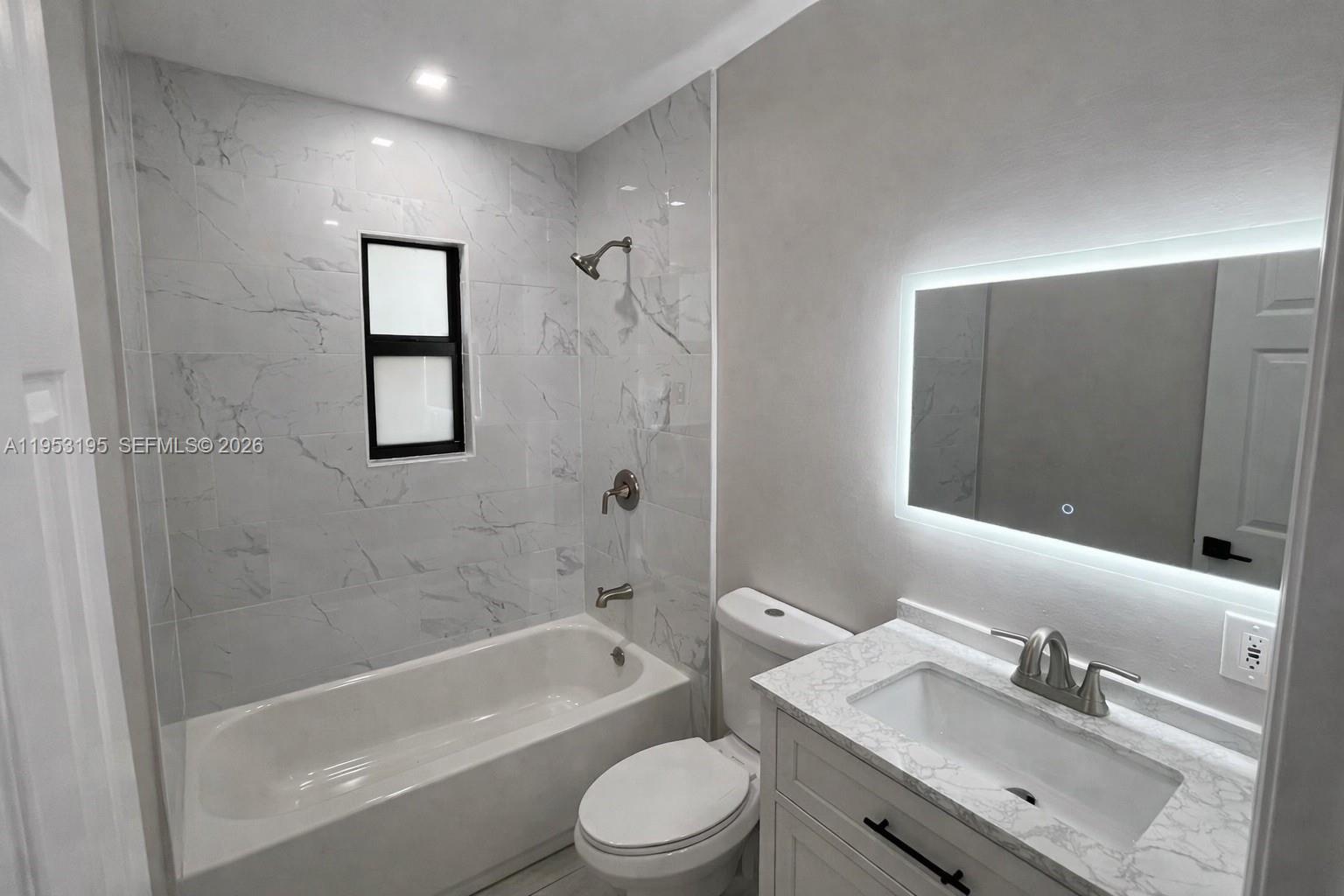 LAUDERDALE - Residential