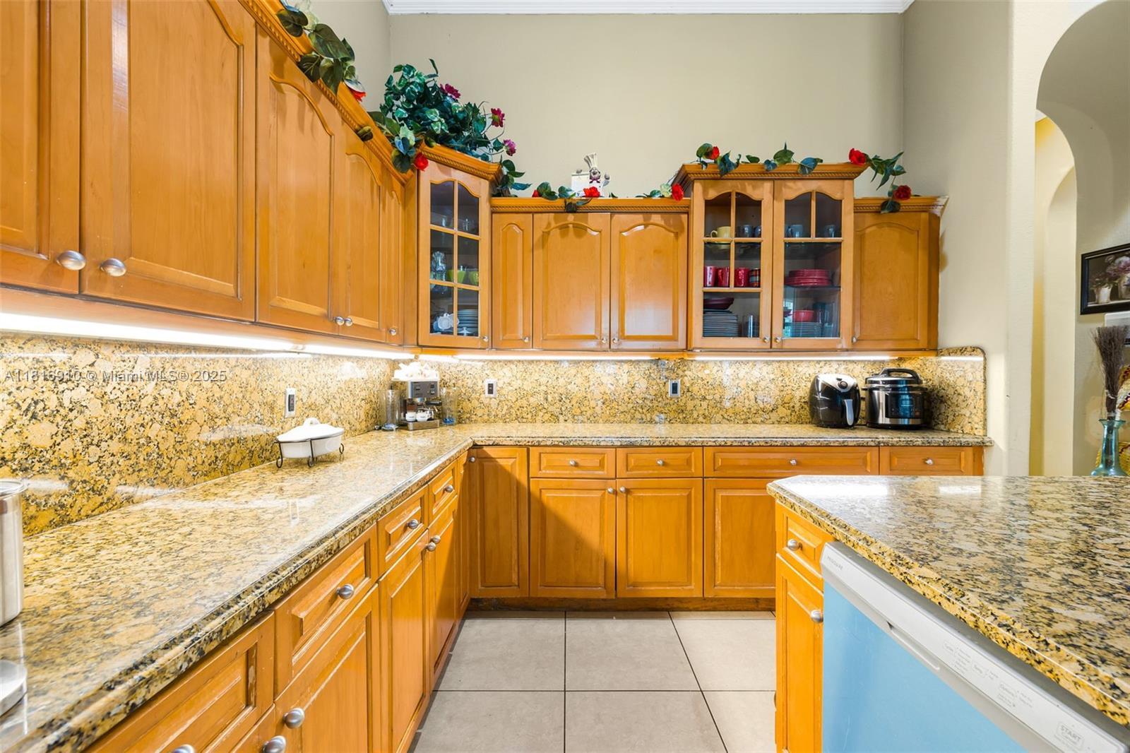2300 ESTATES - 1 ACRE - Residential