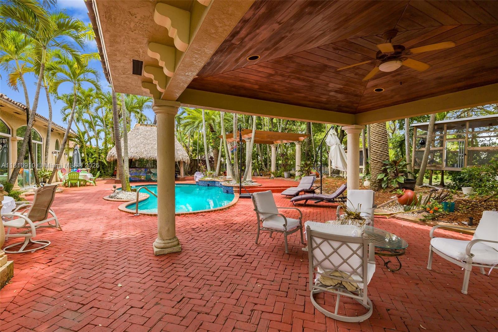 2300 ESTATES - 1 ACRE - Residential