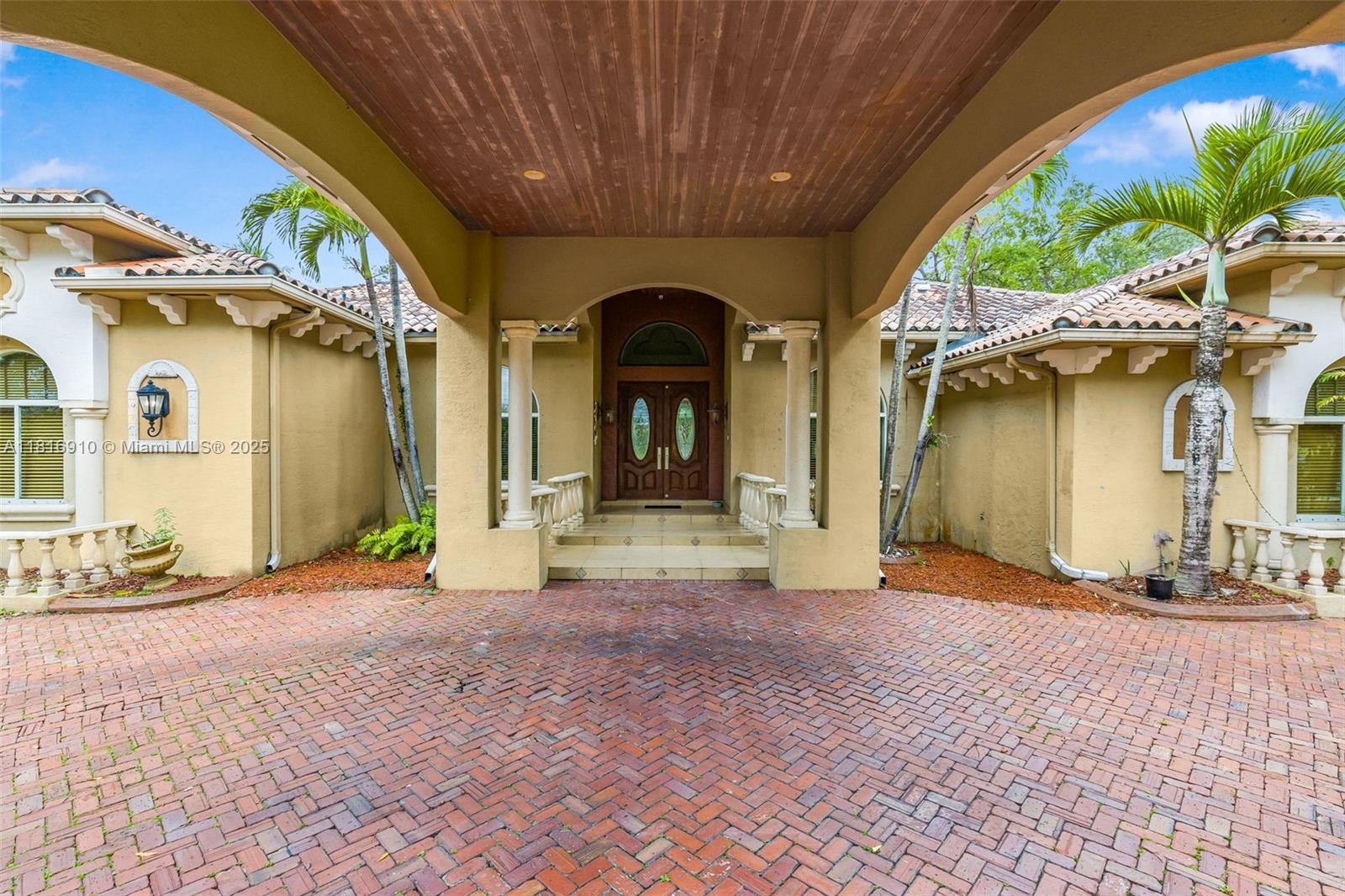 2300 ESTATES - 1 ACRE - Residential