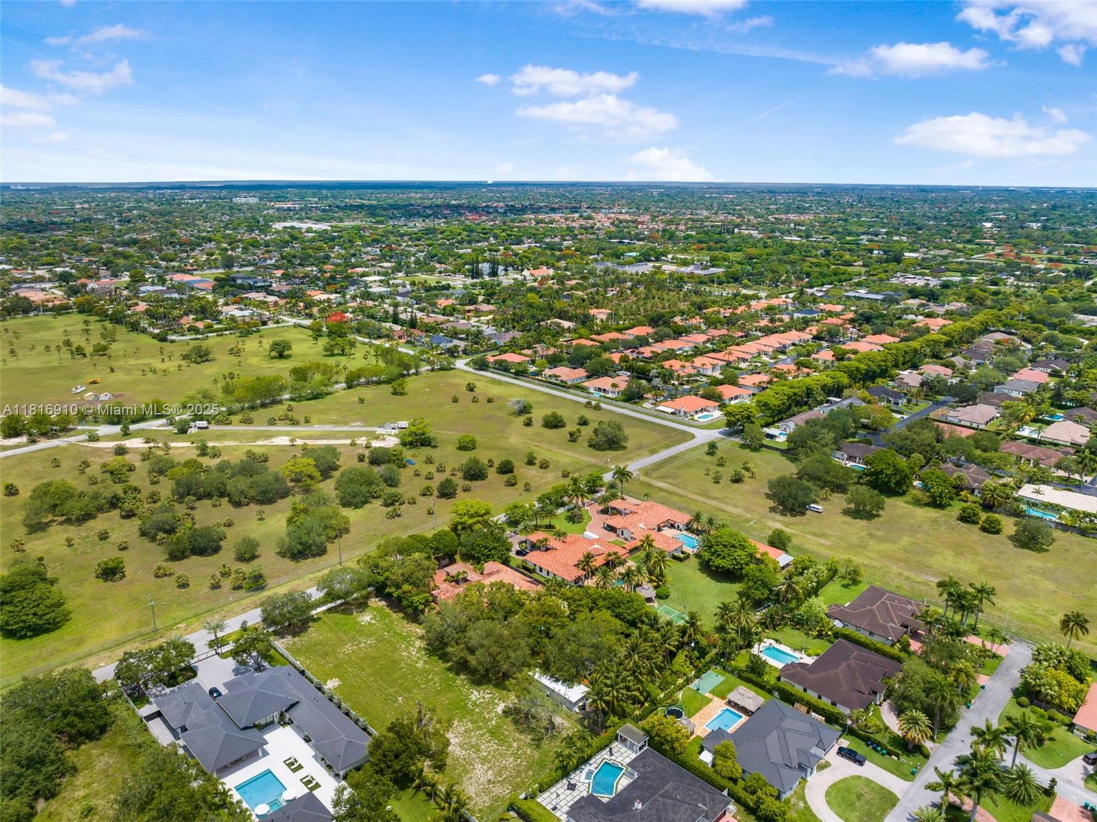 2300 ESTATES - 1 ACRE - Residential