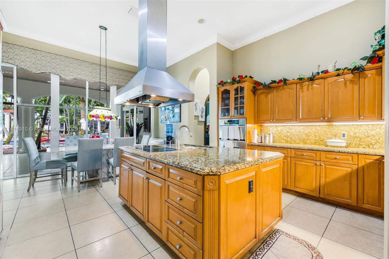 2300 ESTATES - 1 ACRE - Residential