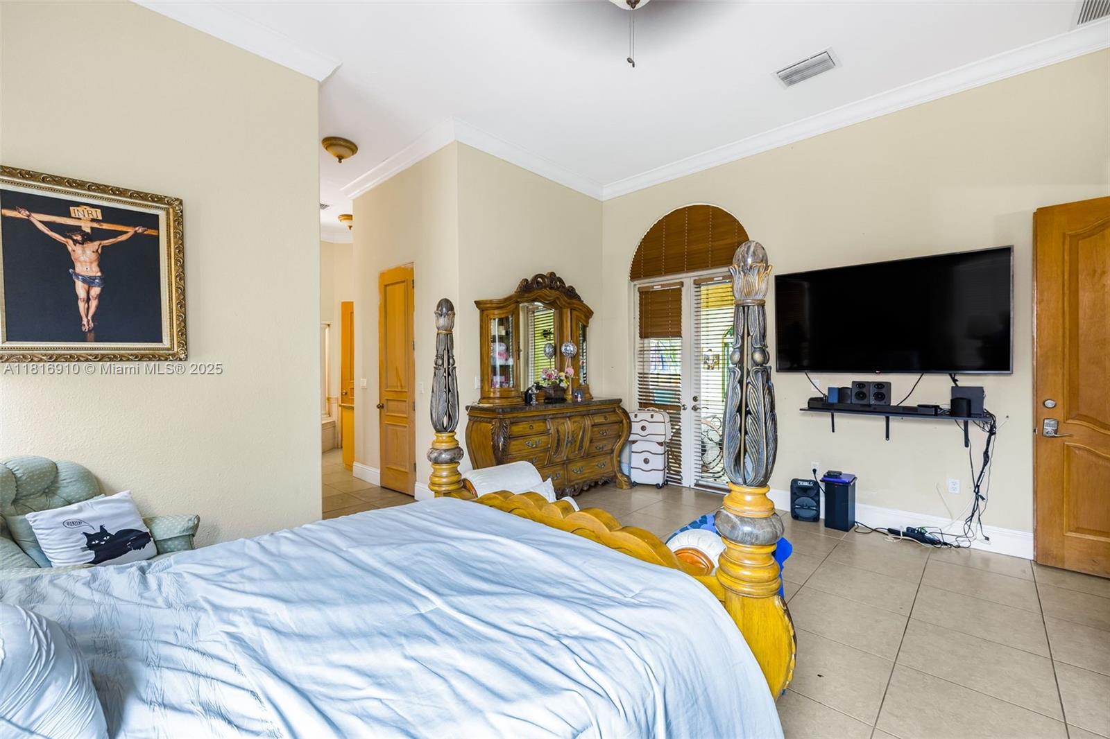 2300 ESTATES - 1 ACRE - Residential