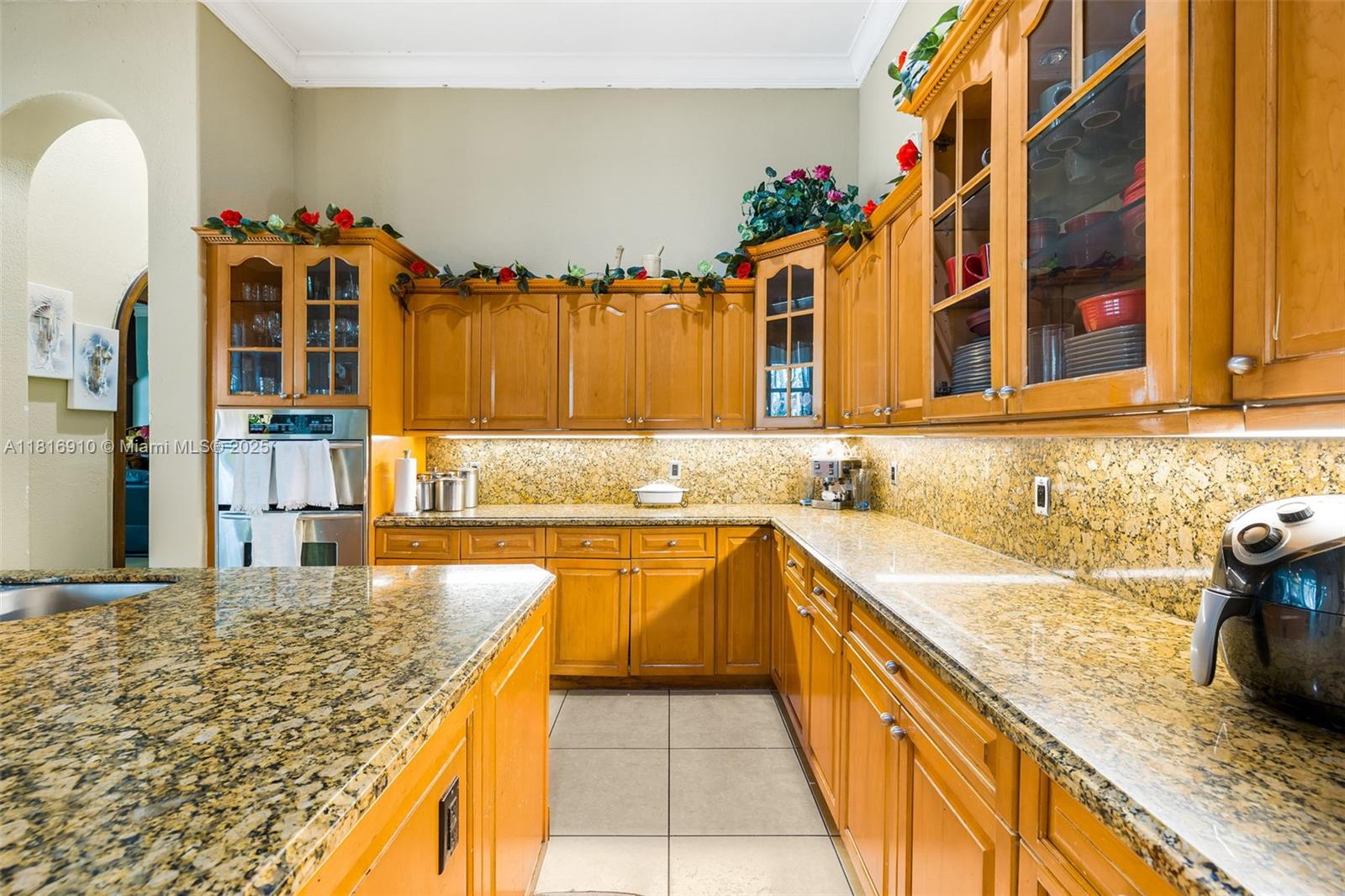 2300 ESTATES - 1 ACRE - Residential