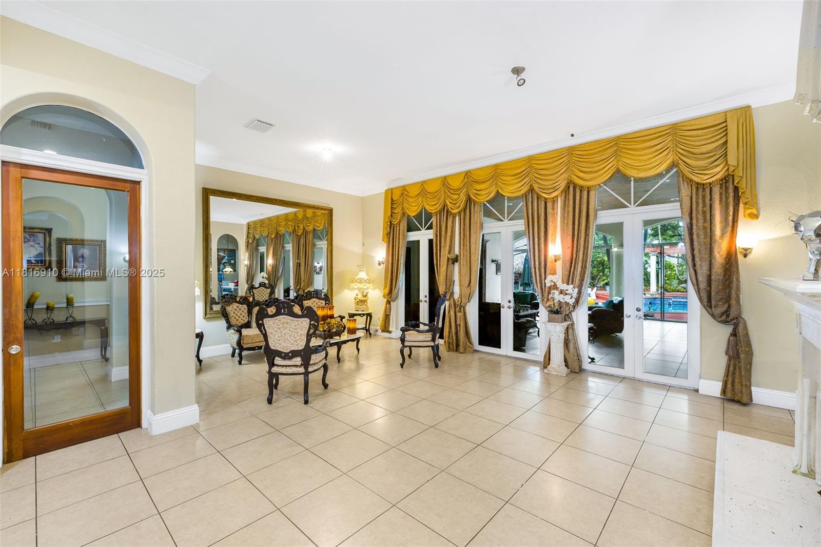 2300 ESTATES - 1 ACRE - Residential