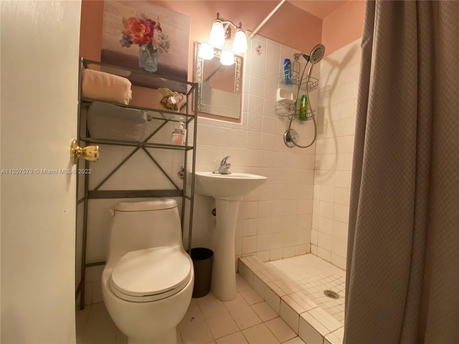 5TH ADDN GREEN HAVEN - Residential