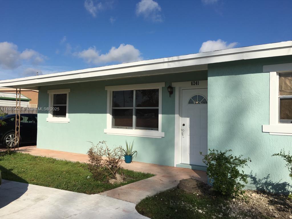 View photos, virtual tours, details... 6241 Fletcher St