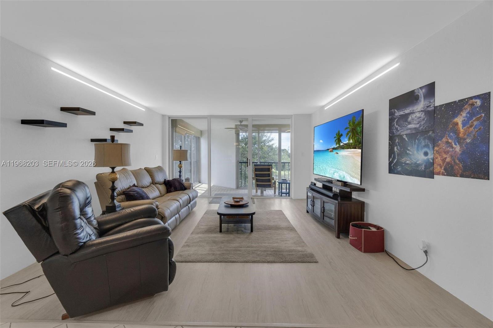 COUNTRY CLUB APTS AT - Residential Lease