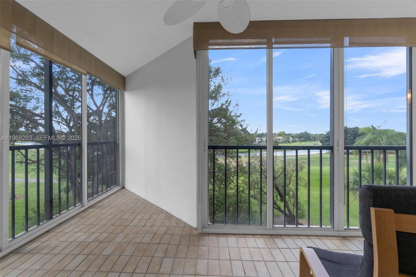 COUNTRY CLUB APTS AT - Residential Lease