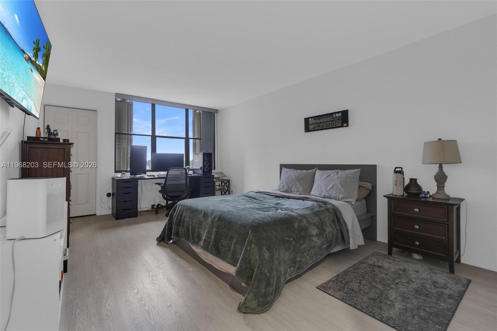 COUNTRY CLUB APTS AT - Residential Lease