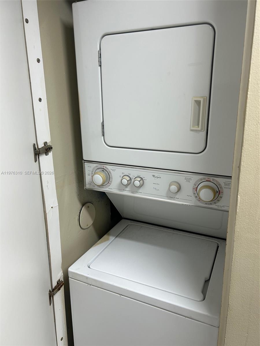 WINDMILL LAKES III CONDO - Residential