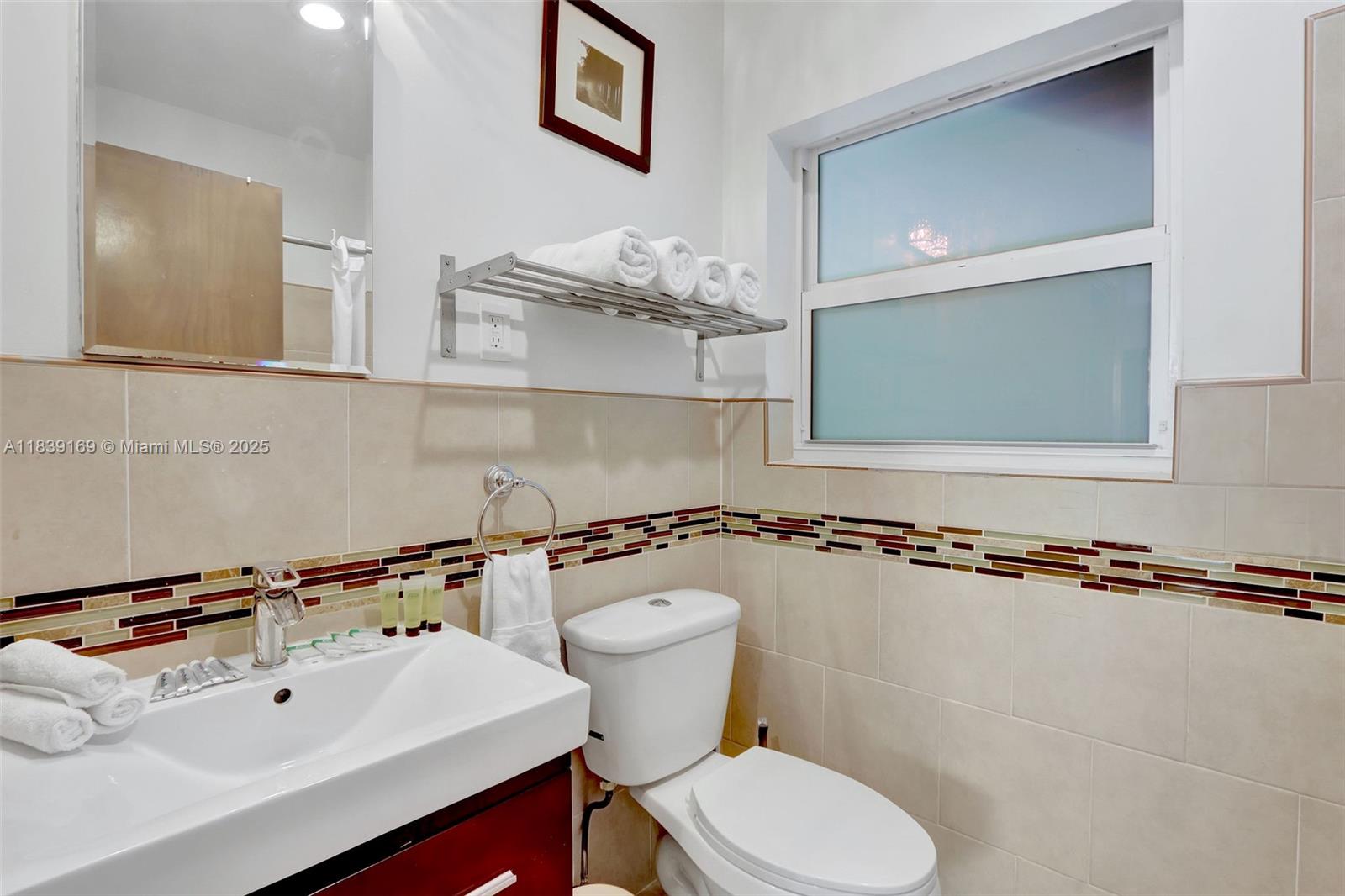 VICTORIA ISLES - Residential Lease