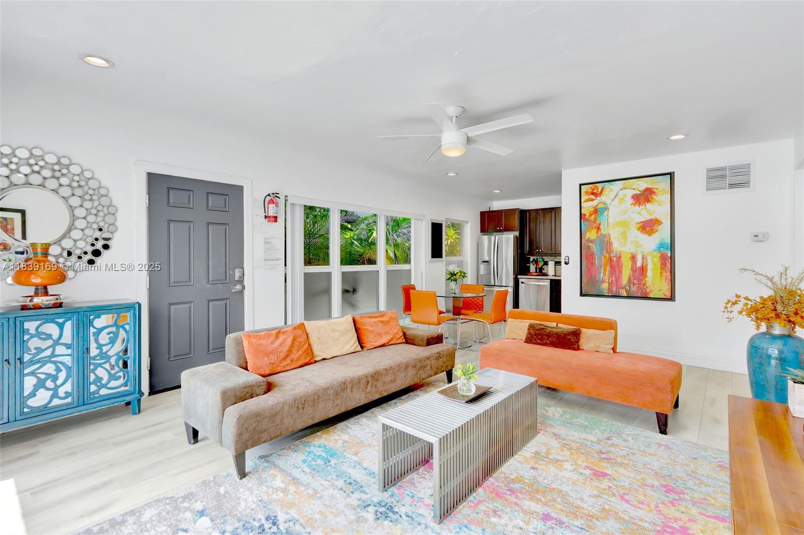 320 Hendricks Isle 2