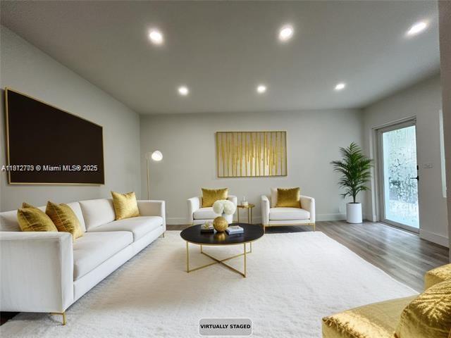 ISLE OF NORMANDY MIAMI VI - Residential Lease