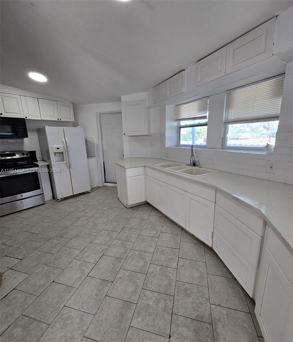 1189 N TAMIAMI TRL H