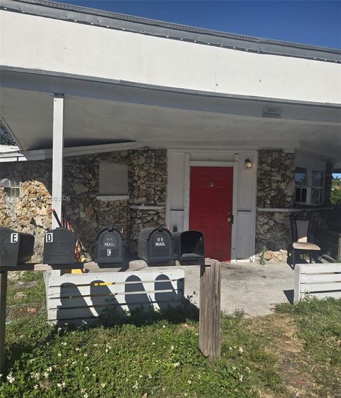 1189 N TAMIAMI TRL H Fort Myers FL 33093