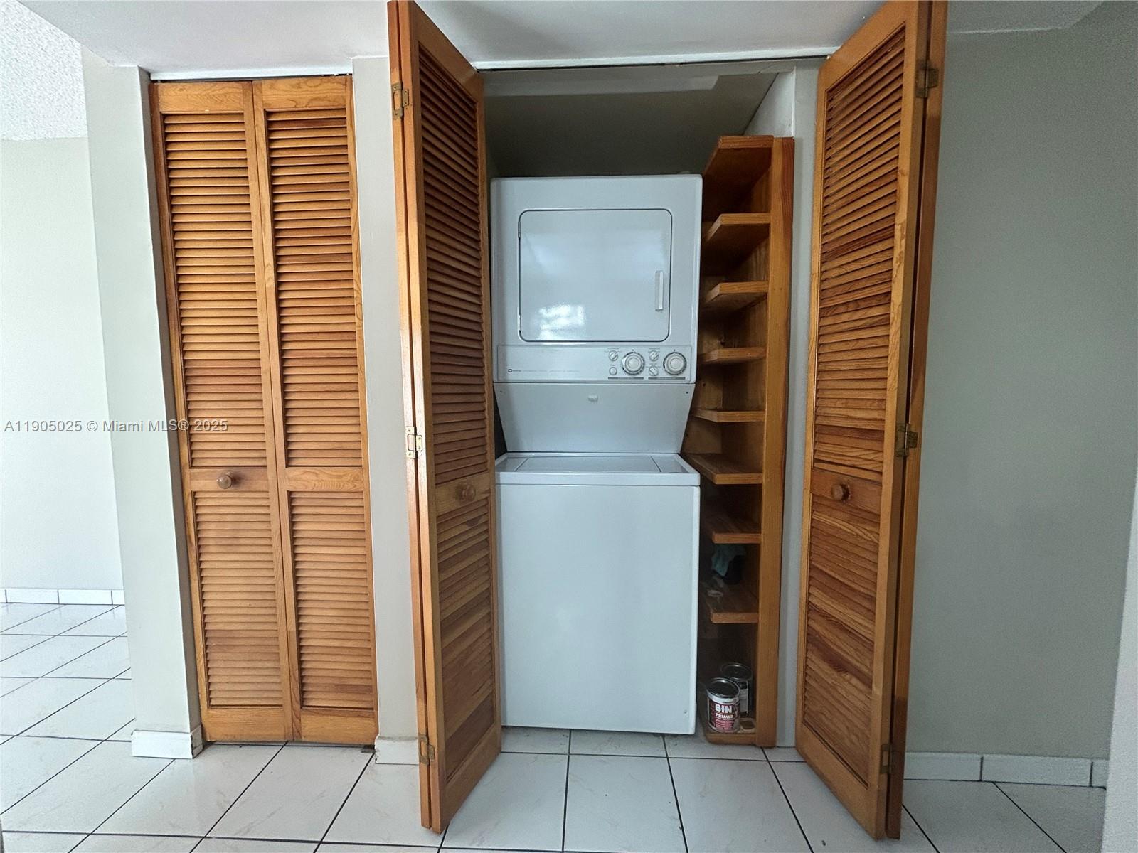 ALHAMBRA MANORS CONDO - Residential Lease