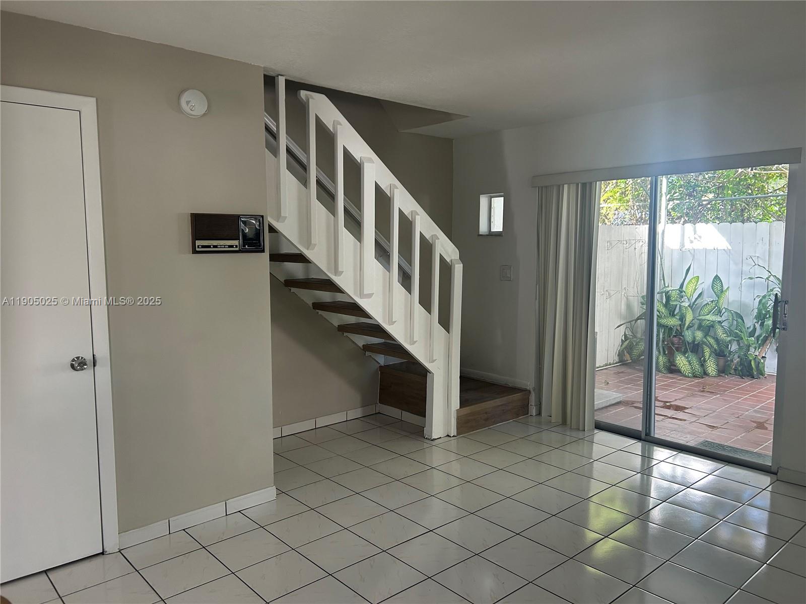 ALHAMBRA MANORS CONDO - Residential Lease