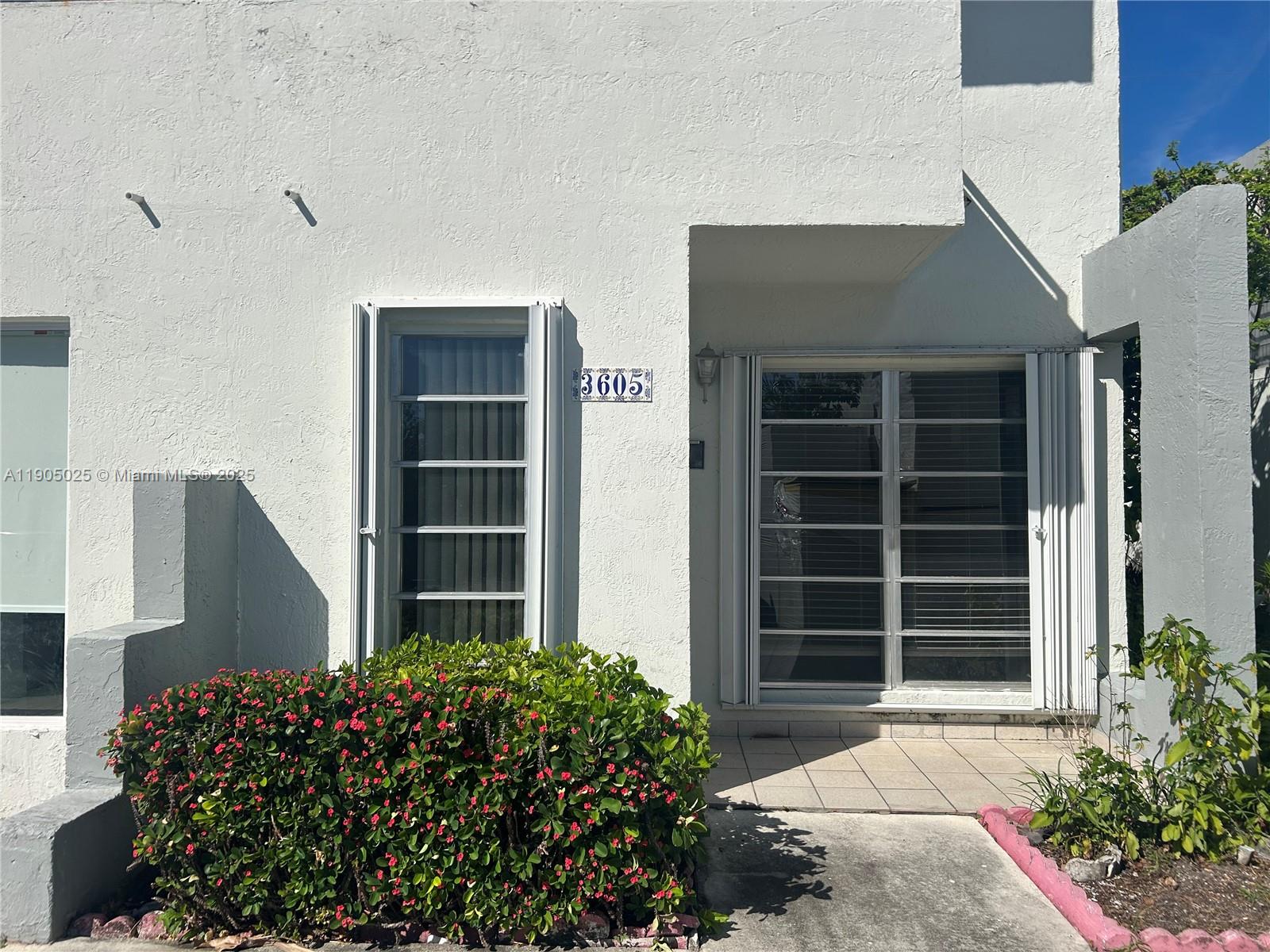 ALHAMBRA MANORS CONDO - Residential Lease