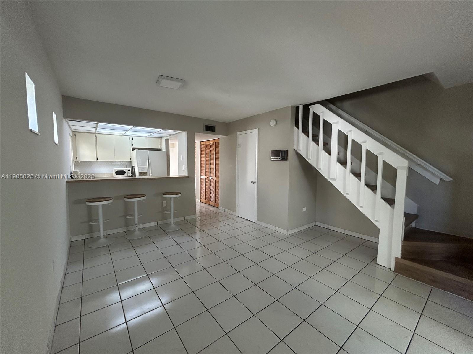 ALHAMBRA MANORS CONDO - Residential Lease