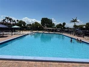 851 Three Island Blvd 418