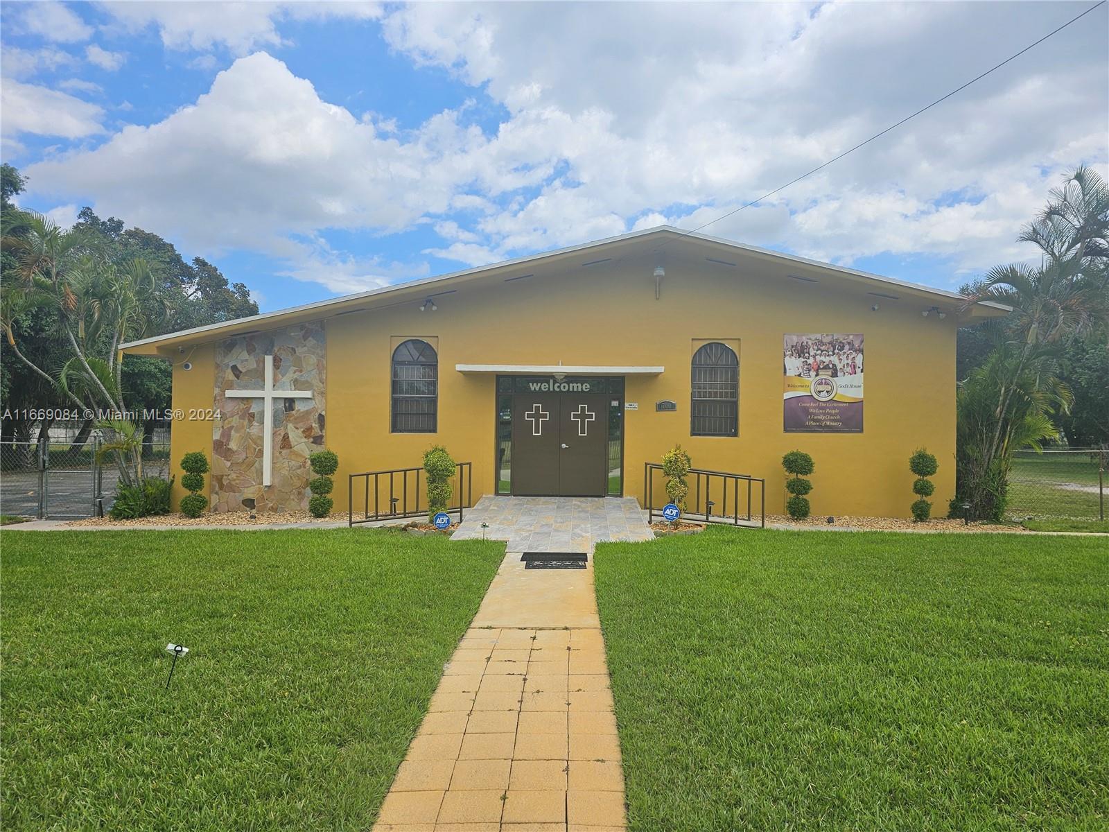 Welcome to our beautifully updated sanctuary church rental! This detached building can accommodate 350 people and offers parking for 100 cars. The monthly rent includes access to three weekly services, a sound booth, musical instruments, microphones, classrooms and internet for live streaming. Service hours are flexible, with options on Sundays from 11:30a to 2:30p or 4 p.m. to 7 p.m. and choice of Monday, Tuesday, Thursday, and Friday evenings from 7 p.m. at 10 p.m. Please note that this is a non-exclusive lease as the current church also uses the facilities. Contact us for more information!