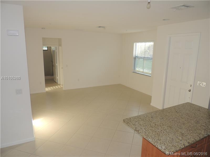 SAWGRASS LAKES 154-2 B PO - Residential Lease