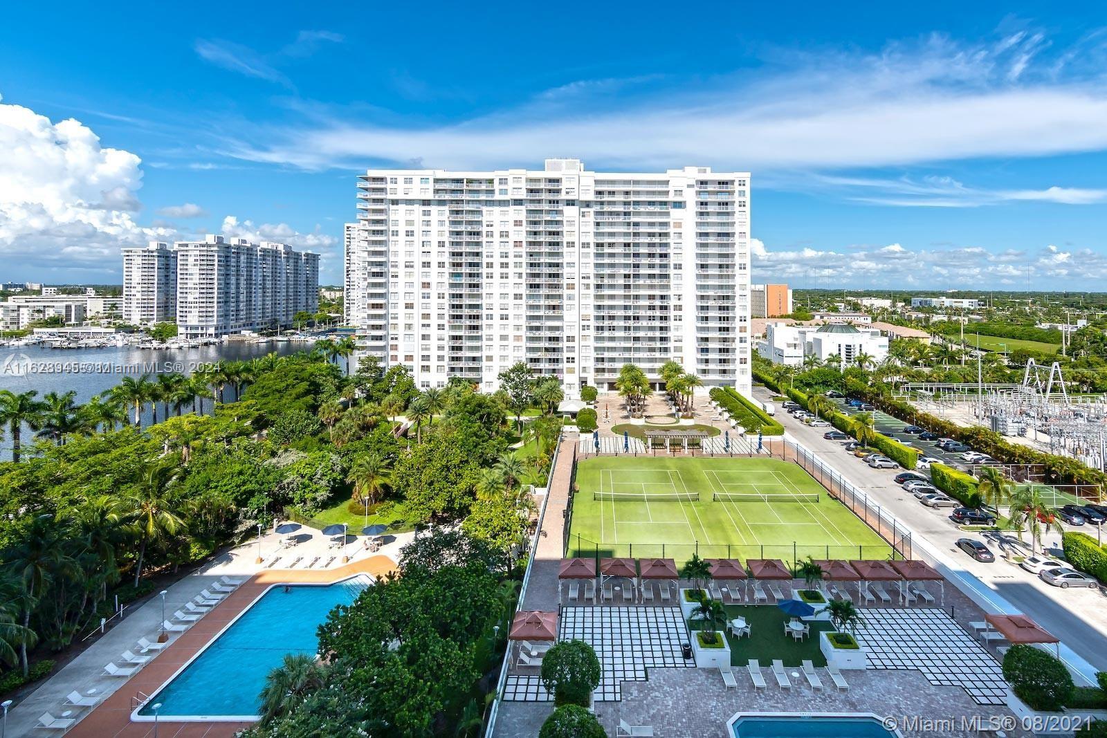 Property for Sale at 2801 Ne 183rd St 1616W, Aventura, Miami-Dade County, Florida - Bedrooms: 2 
Bathrooms: 2  - $490,000