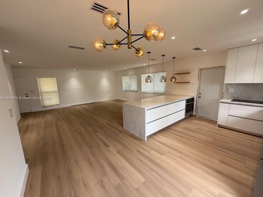 BEAUTIFUL 2 BED/2 BATH ON 2ND FLOOR. WASHER & DRYER IN THE UNIT. NEW WOOD FLOORS. NEW KITCHEN APPLIANCES. GRANITE COUNTER TOPS. CENTRAL AC. 2 PARKING. ONLY 4 APT IN BUILDING. OVER LOOKING THE PARK. GREAT FAMILY AREA. BEST SCHOOL. MINUTS TO BELL HARBOUR MALL AND BEACHES.