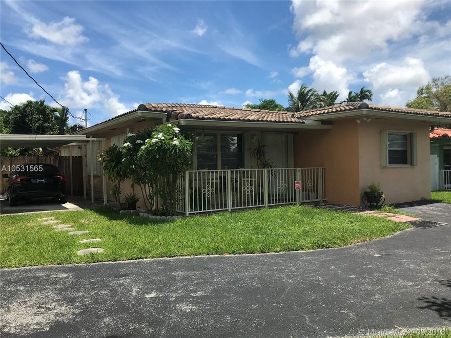 Beautiful Single Family 1-story home in a quiet neighborhood in the Westchester Area! Featuring 3 bedrooms, 2 bathrooms on a corner lot. Easy access to main expressways and a short distance to Coral Gables makes this a MUST SEE home!! This one won't last!! EASY TO SHOW!! Please note: Property has a rented efficiency with a private entrance on the side of the house and landlord uses backyard for personal storage.