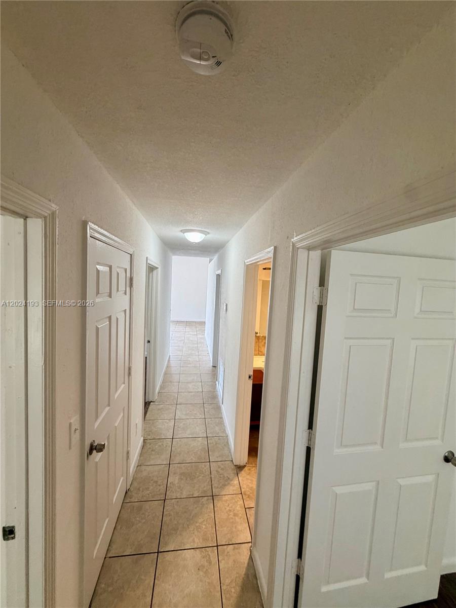408 NW 12th St