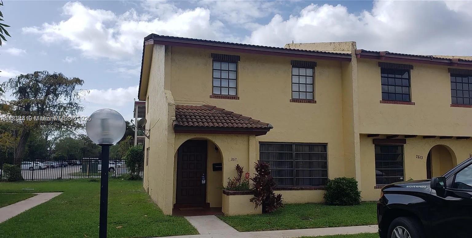 2611 Nw 47th Ln 3201, Lauderdale Lakes, Broward County, Florida - 3 Bedrooms  
3 Bathrooms - 
