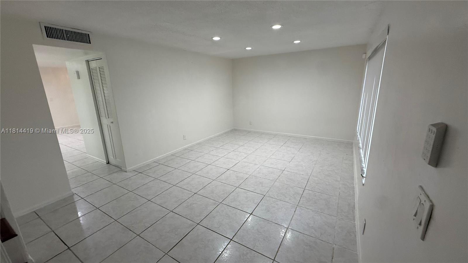 COLONIES TWO CONDO - Residential Lease