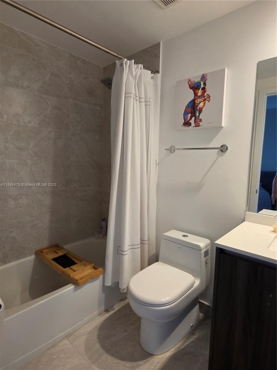 ARIA ON THE BAY CONDO - Residential