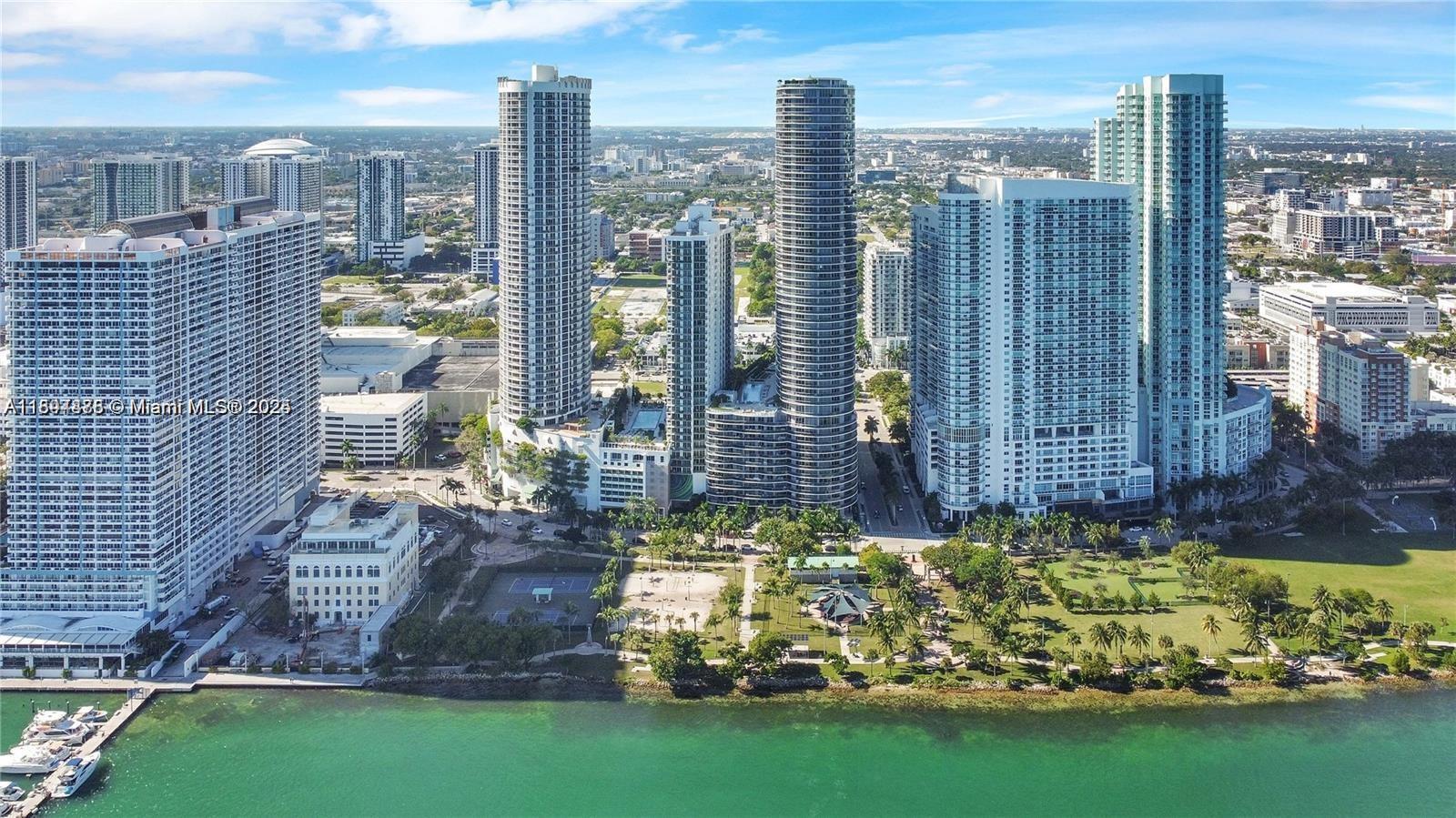 ARIA ON THE BAY CONDO - Residential