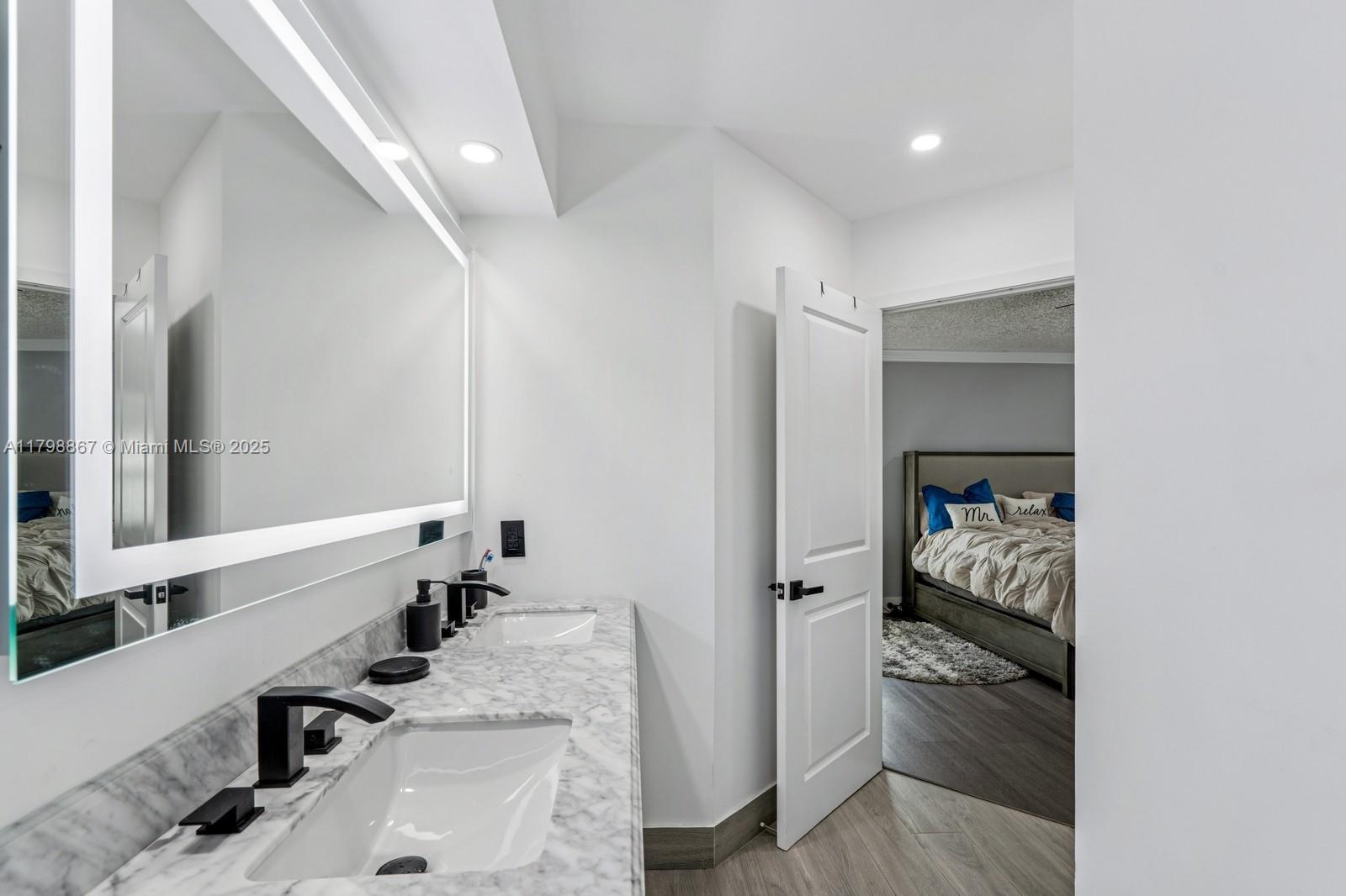 CHAPEL TRAIL REPLAT - Residential