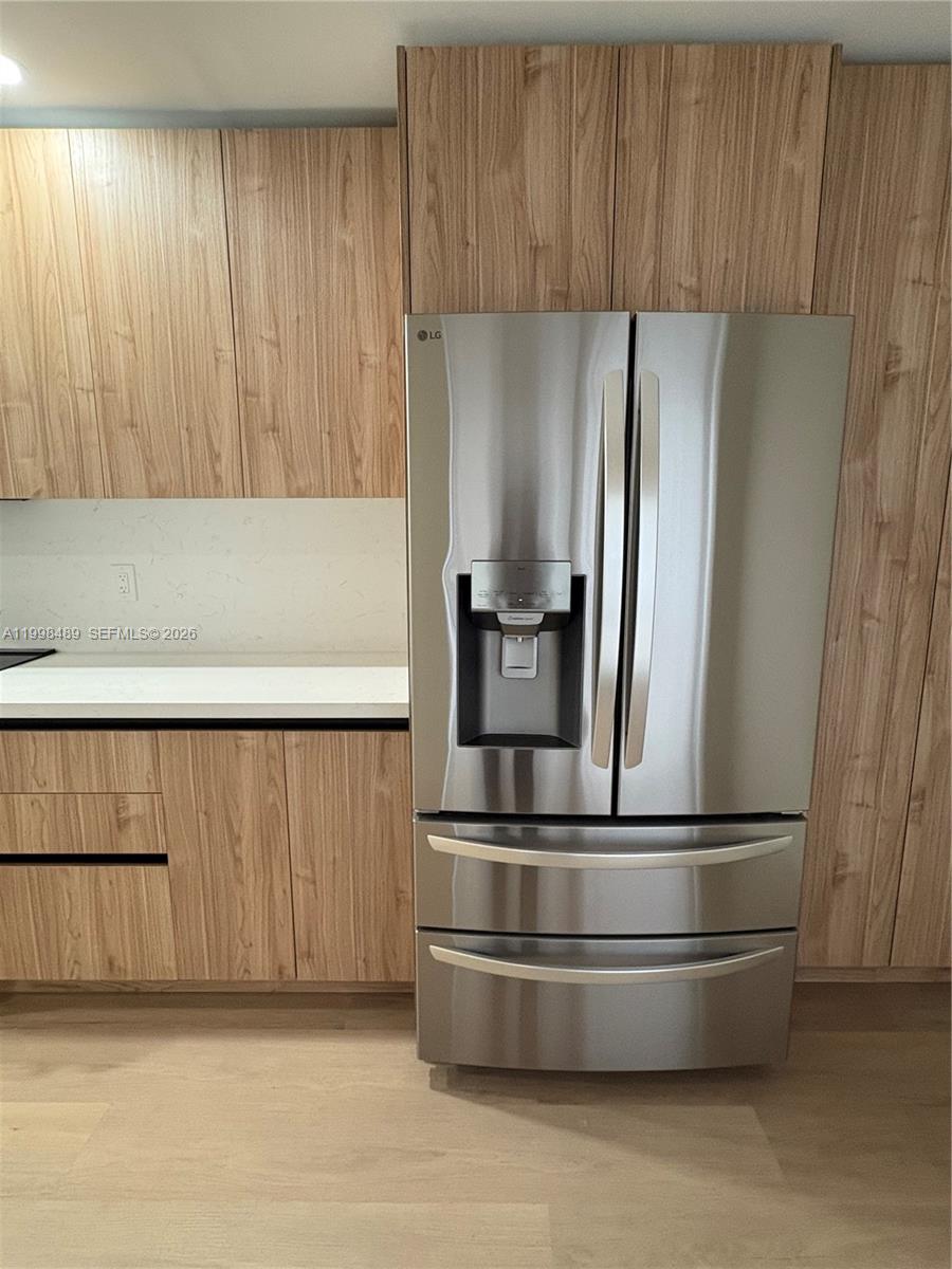 THE TOWNHOMES OF DORAL OA - Residential Lease