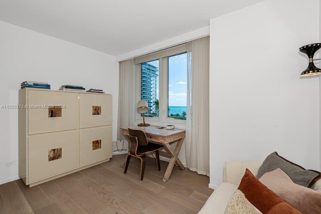 RONEY PALACE CONDO - Residential Lease